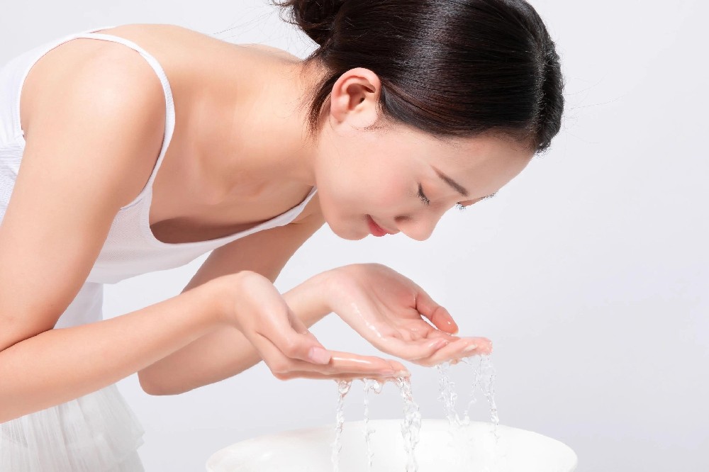 手工皂洗脸一定要注意这5个步骤与方法